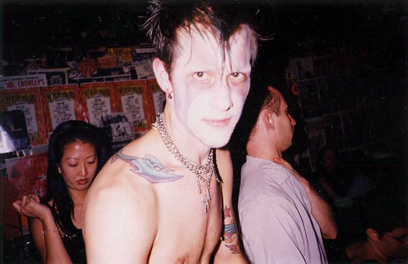Del-Portrait