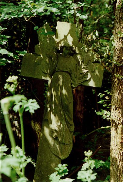 28-Angel-Cross