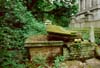 15-Tombs+Tops