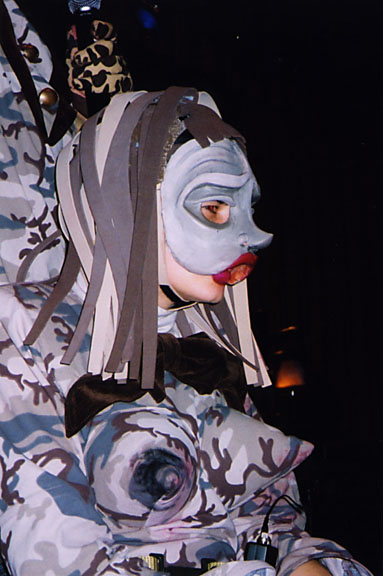 06-Woman