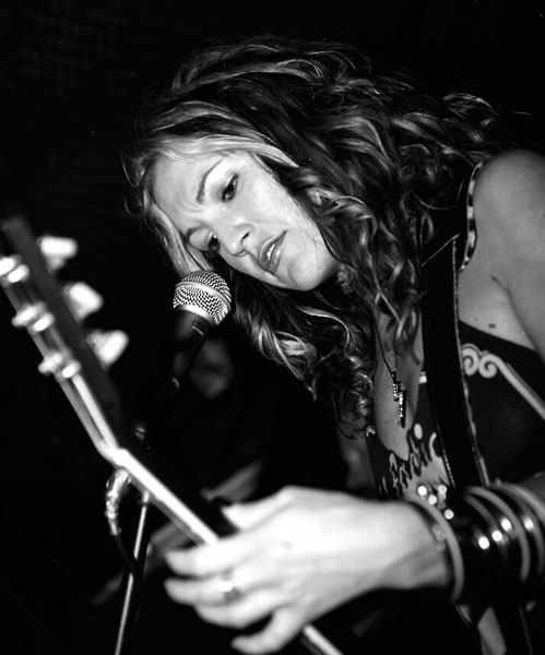 Abby-bw08