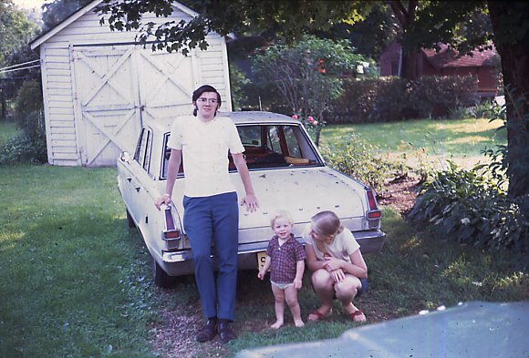 70-Dad_Son_Mom
