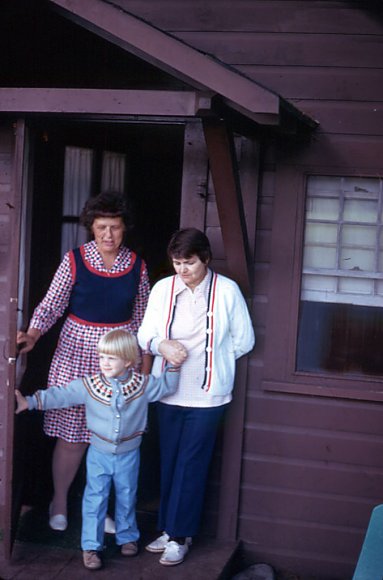 JP, Lucy, Violet Bredholt - Winni 1973
